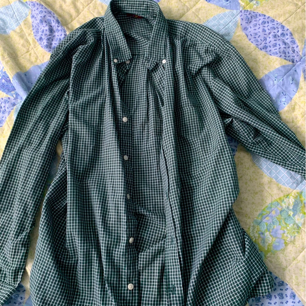 Casual Men’s Size L Button Down